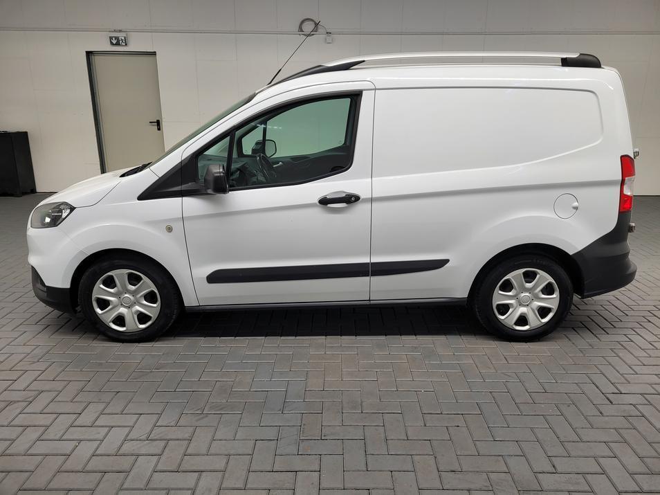 Ford Transit Courier Klima/Radio/AHK/Schiebetür