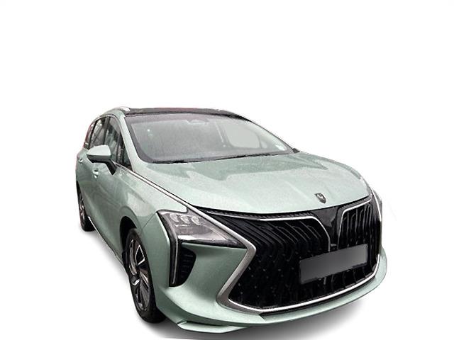 DFSK Forthing 5 DFM Forthing 4